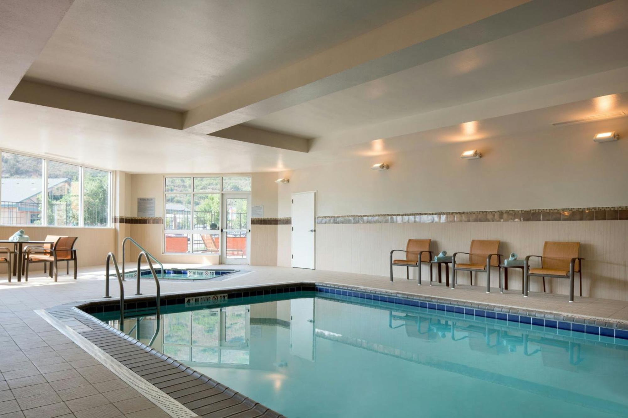 Courtyard By Marriott Glenwood Springs Ξενοδοχείο Εξωτερικό φωτογραφία